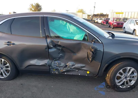 2022 Ford Escape Se from USA, damaged, VIN 1FMCU9G65NUA54017